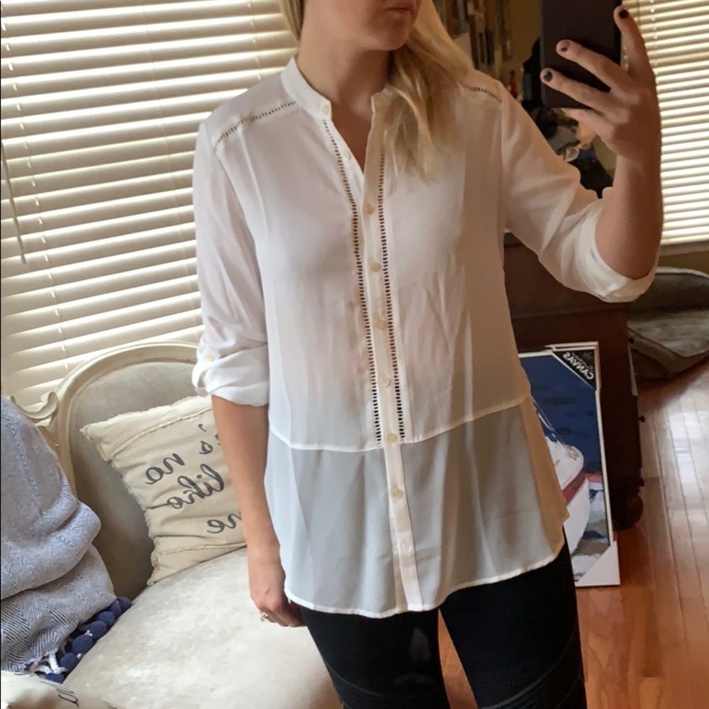 Adorable white long sleeve blouse